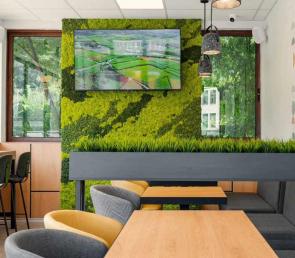 MOSS wall with marble melange in Green Deli Cafe